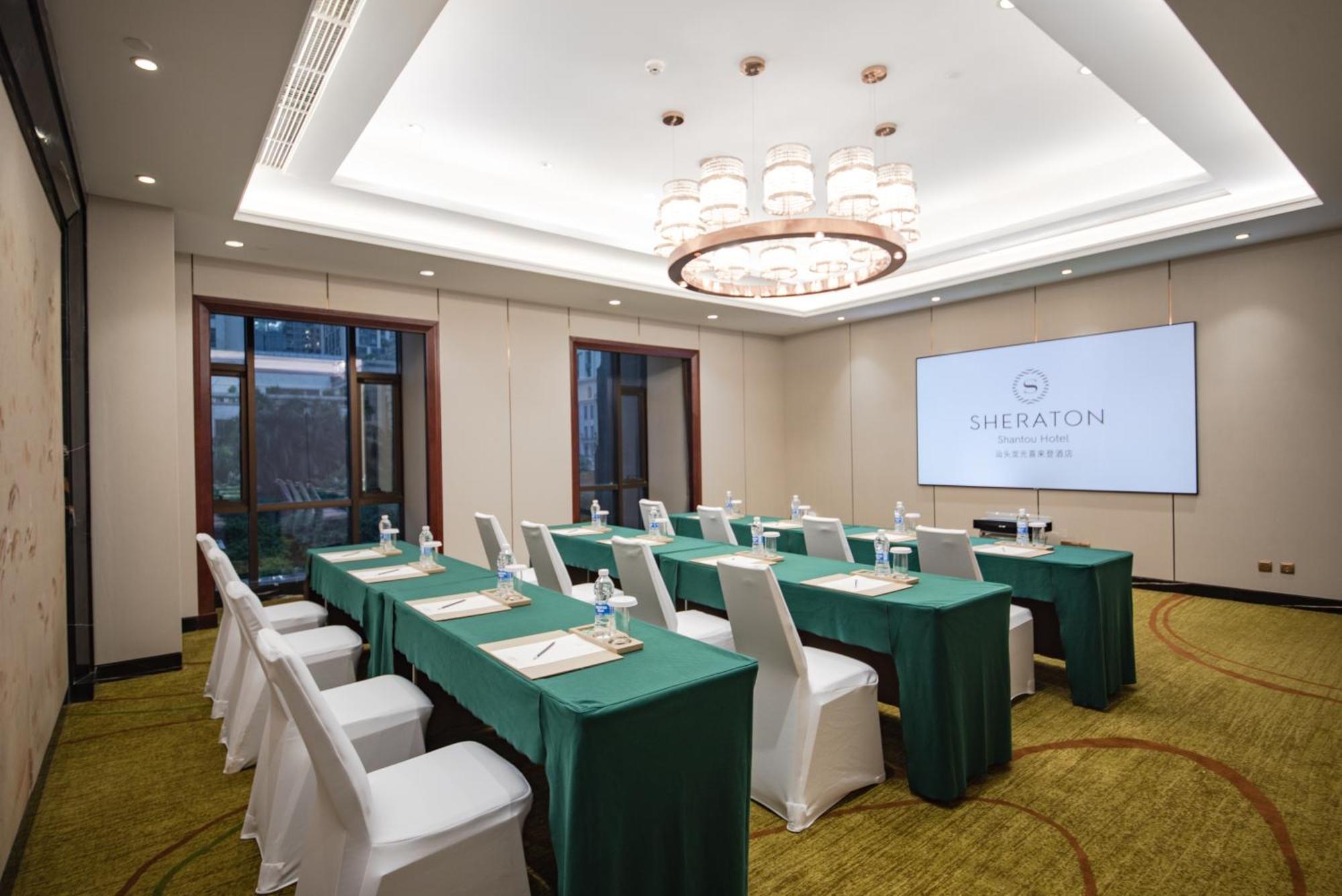 Sheraton Shantou Hotel Экстерьер фото