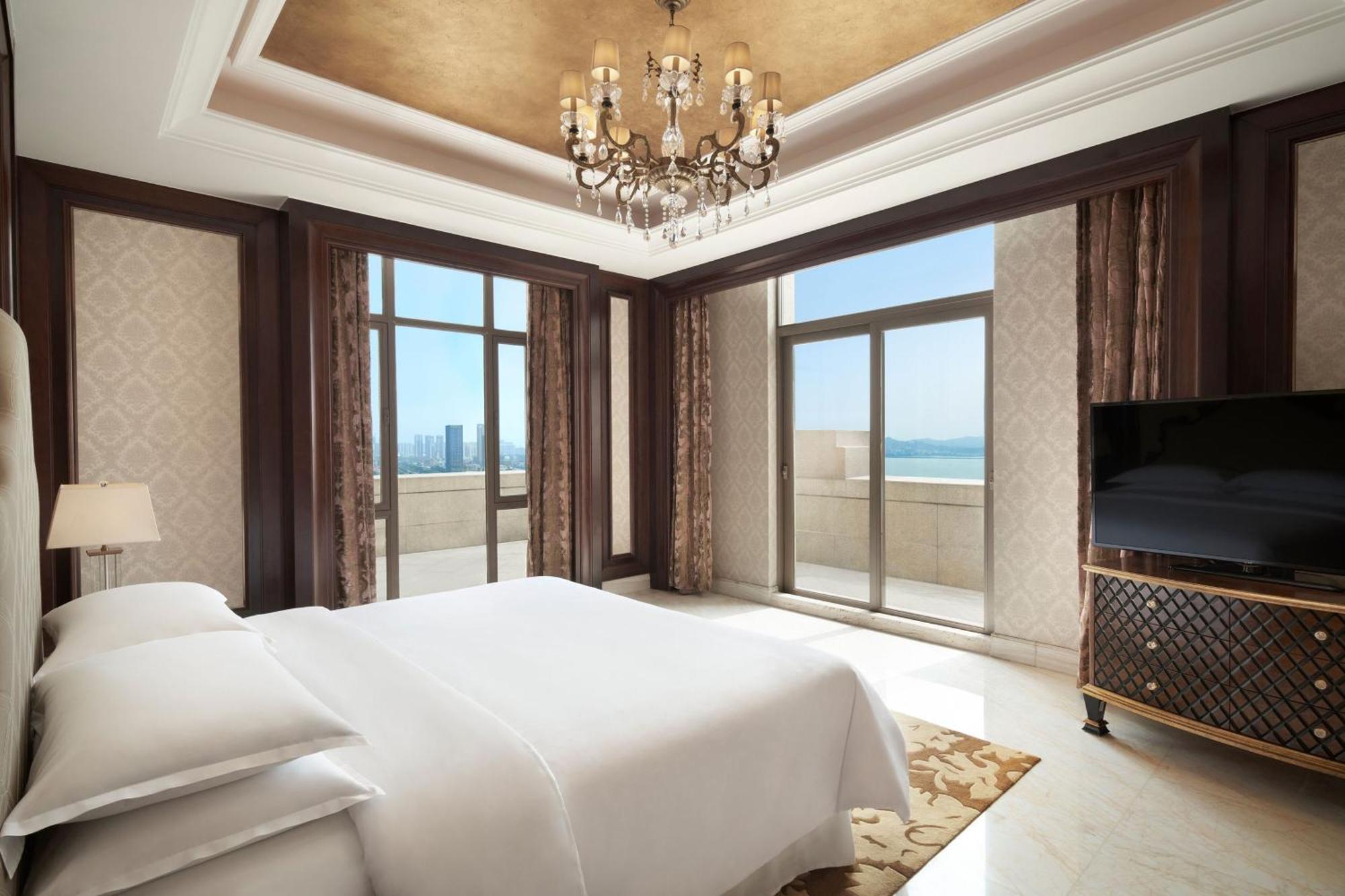 Sheraton Shantou Hotel Экстерьер фото